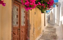 Santorini's Luxury Travel1