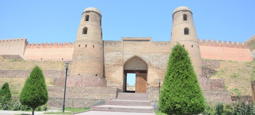 8 Days Mountains Lakes and Culture Tour in Tajikistan