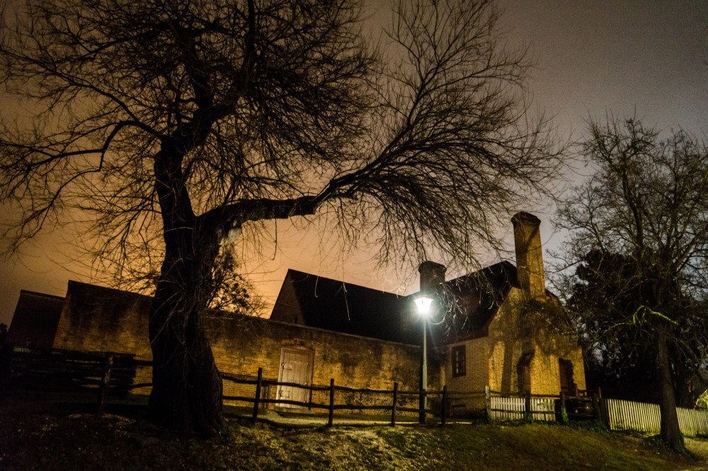 best colonial williamsburg ghost tour
