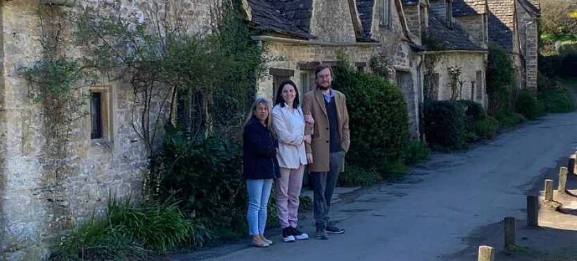 The Cotswolds Private Black Cab Tour With Hotel Pick Up
