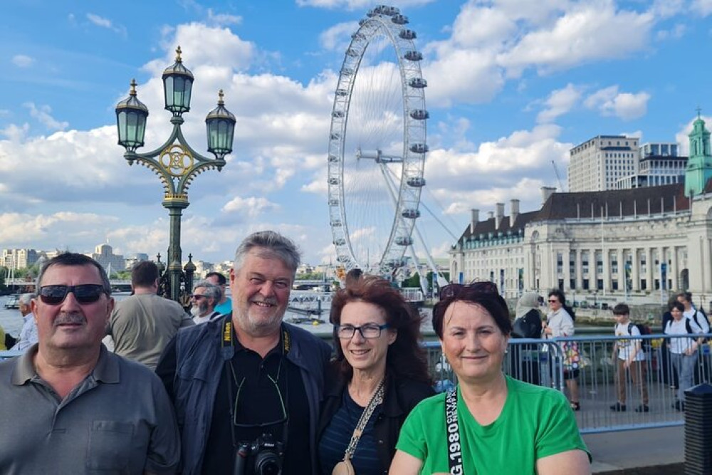 London Sightseeing Private Black Cab Tour With Hotel Pick Up - London ...