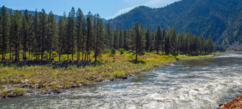 Beartooth Highway: Breathtaking Mountain Driving Tour