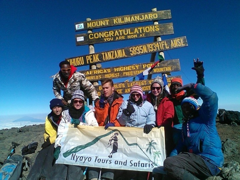 6 days climbing Mount Kilimanjaro, Marangu route