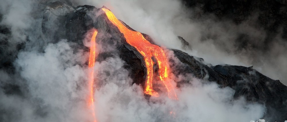 Hawaii - Private Tour (Kona) Volcano National Park and Rainbow Falls