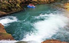 Kayaking Mreznica Canyon