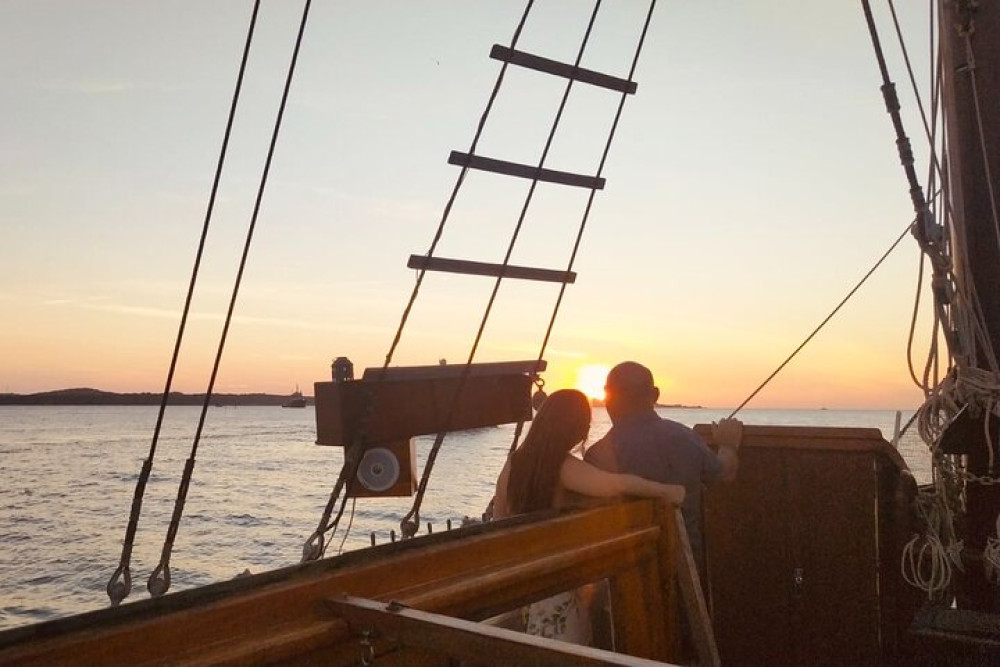 La Fantastica Cartagena Pirate Ship