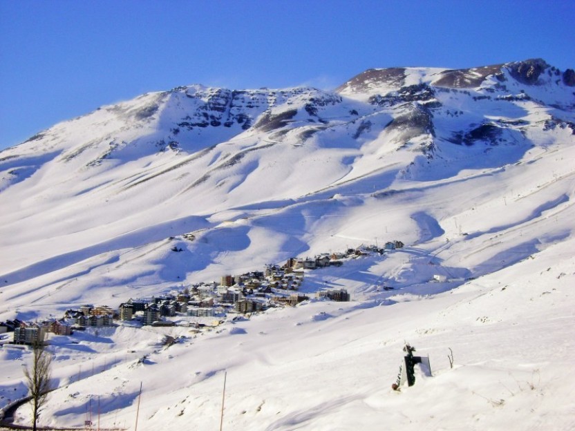 Snow, Mountain & Wine