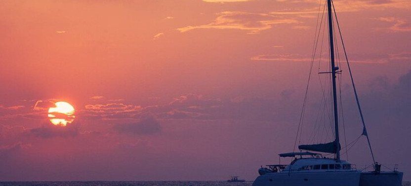Costa Rica Catamaran Private Sunset Tour with Drinks