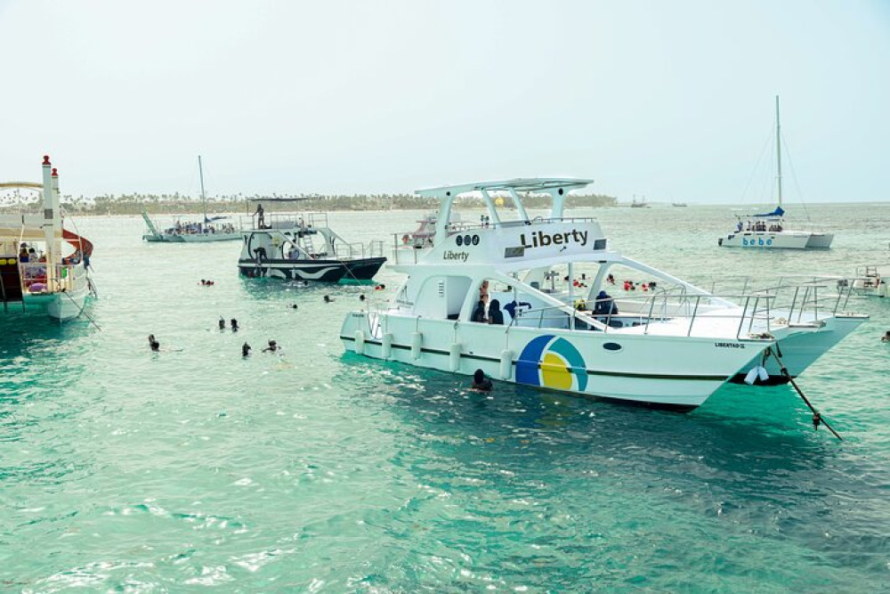 Ultimate Punta Cana Party: Snorkeling, Open Bar & Fun