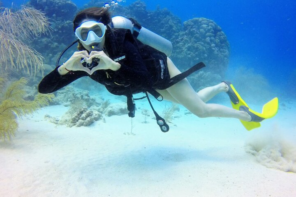 Mini Diving Course in San Andres
