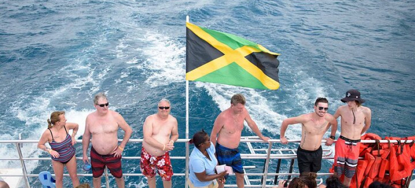Ocho Rios Catamaran: Dunn's River Falls, Snorkeling & Open Bar