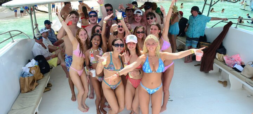 Punta Cana Catamaran Private Tour with BBQ and Natural Pool