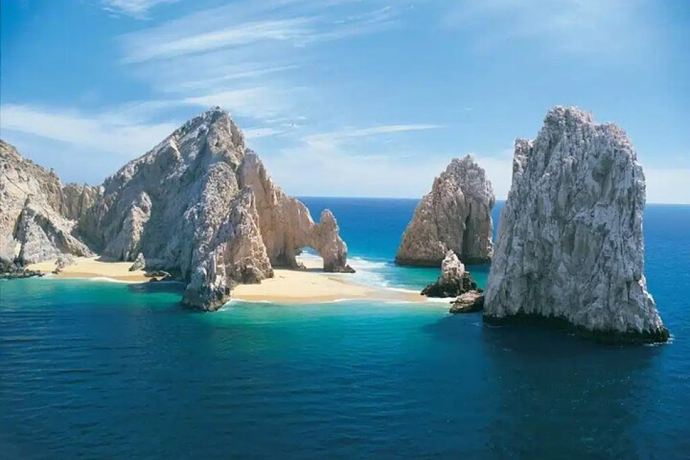 Cabo Boat Ride to El Arco & Lover’s Beach with Swimming