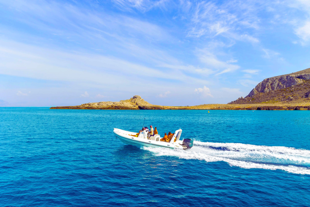 Egadi Islands Private: Favignana and Levanzo by Dinghy from Trapani + Lunch
