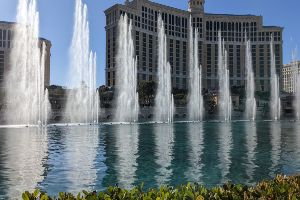 10 Self-Guided Driving Tours from Las Vegas