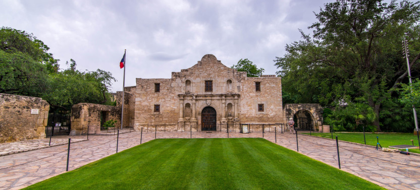 The San Antonio River Walk: Self-Guided Walking Audio Tour