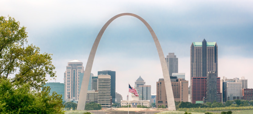 St. Louis & Gateway Arch NP Self Guided Drive & Walk Audio Tour