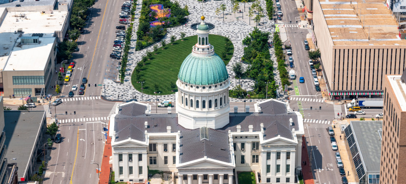 St. Louis & Gateway Arch NP Self Guided Drive & Walk Audio Tour