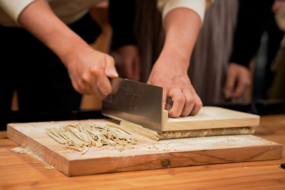 Kiso Valley & Nakasendo Winter Tour: Explore Villages, Soba & Tradition