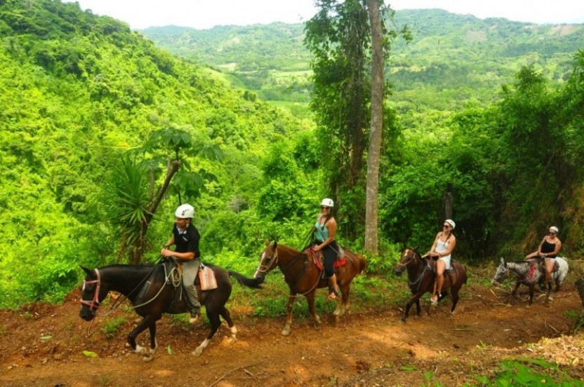 Horseback Riding Tour and Waterfalls