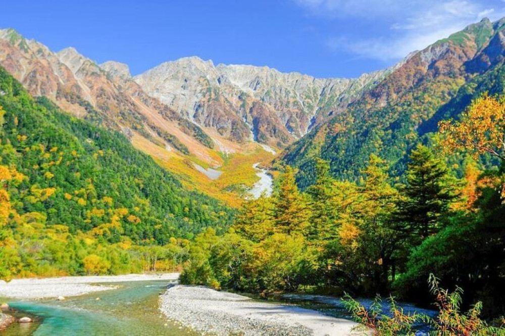 Tour from Nagano and Matsumoto: Kamikochi & Matsumoto Castle