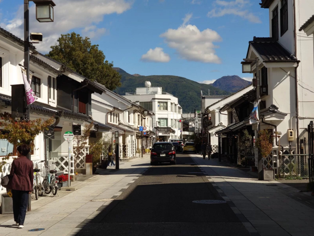 1-Day Walking Tour In Matsumoto: Art and Culture in the Japanese Alps