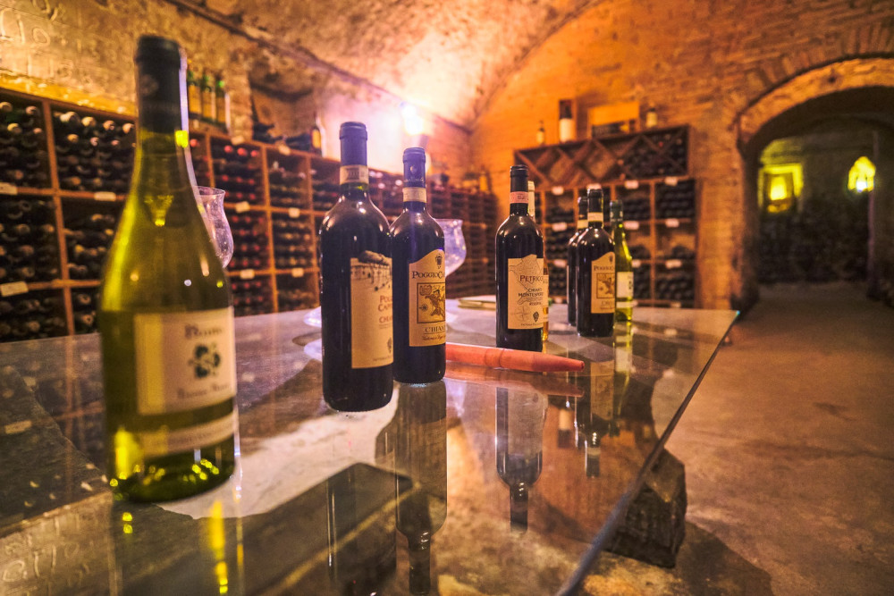 Cheers to Florence: Exclusive Small-Group Wine Tasting with Unlimited Wine