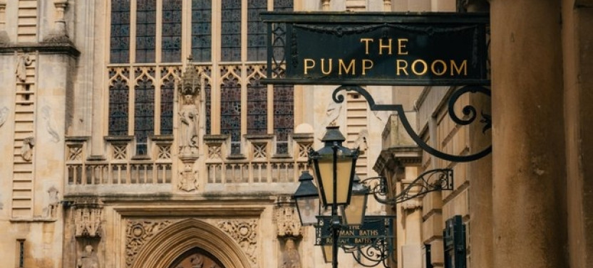 History & Highlights of Bath: Walking Tour (Shared)