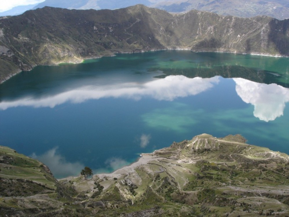 Quilotoa Lagoon - Quito | Project Expedition