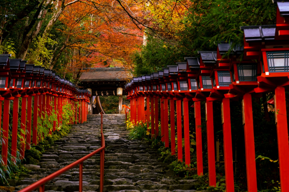 Sacred Kurama-Kibune Hiking Experience with Temples and Shrines