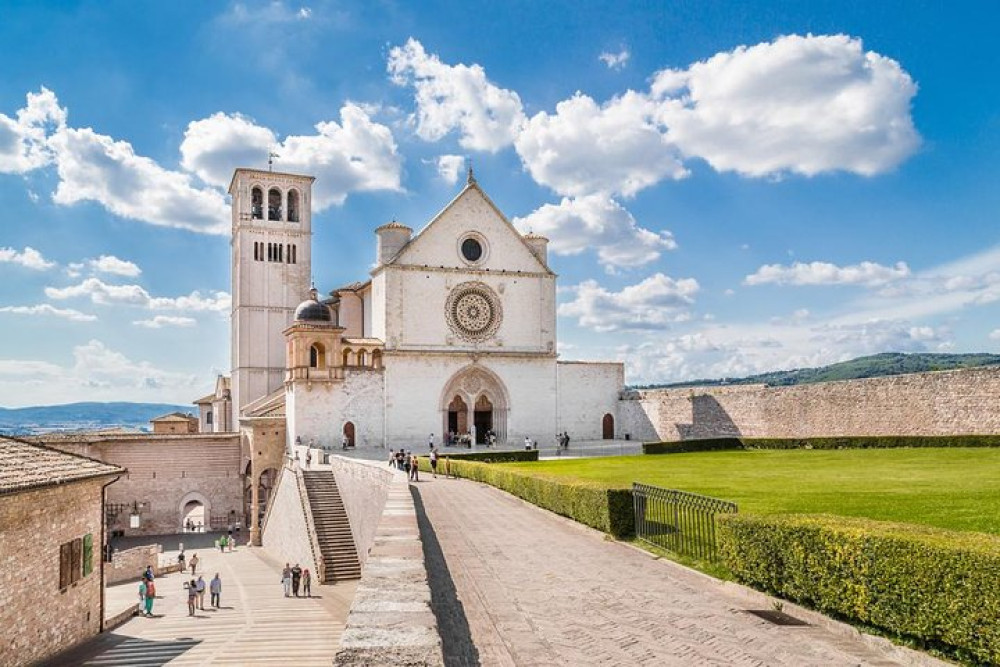 Assisi & Cortona Full Day Private Tour