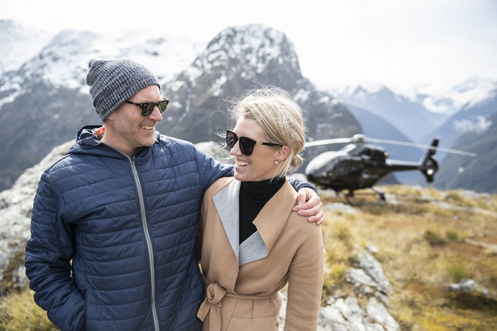 Milford Sound Helicopter-Cruise-Helicopter Tour
