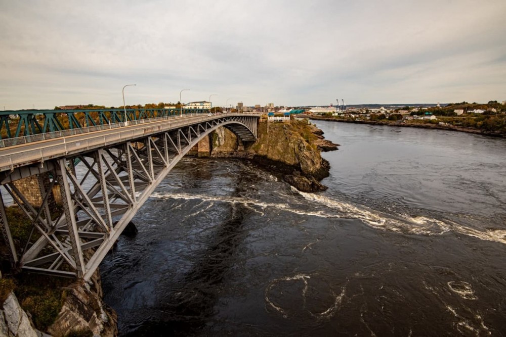 Saint John Reversing Falls Rapids Sightseeing Jet Boat - Saint John ...