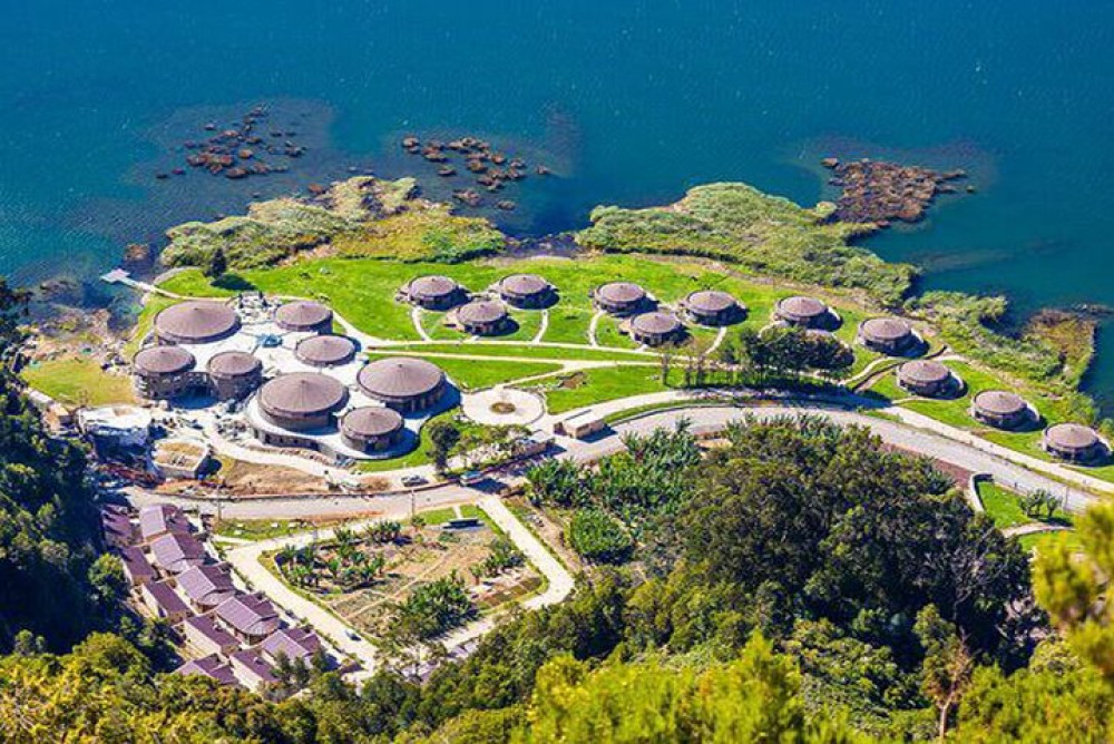 Nature Escape To Wenchi Crater Lake