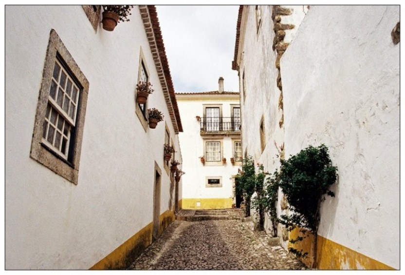 Obidos Medieval Village & Lagoon Tour