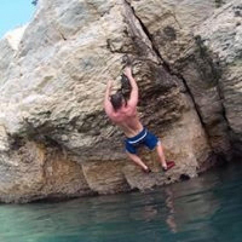 Private Deep Water Solo & Cliff Jumping Tour in Split