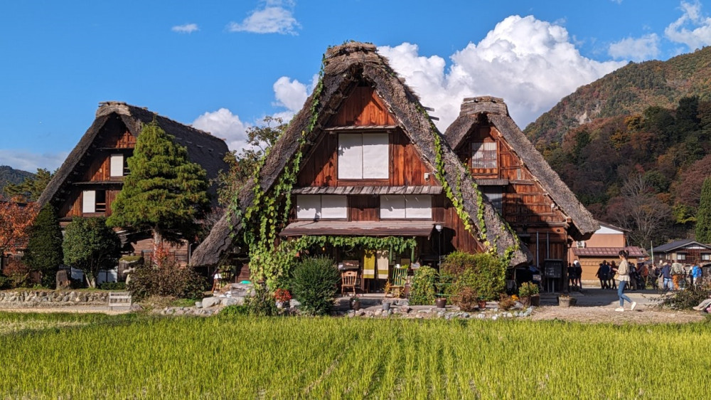 1-Day Tour from Takayama: Explore Scenic Old Japan