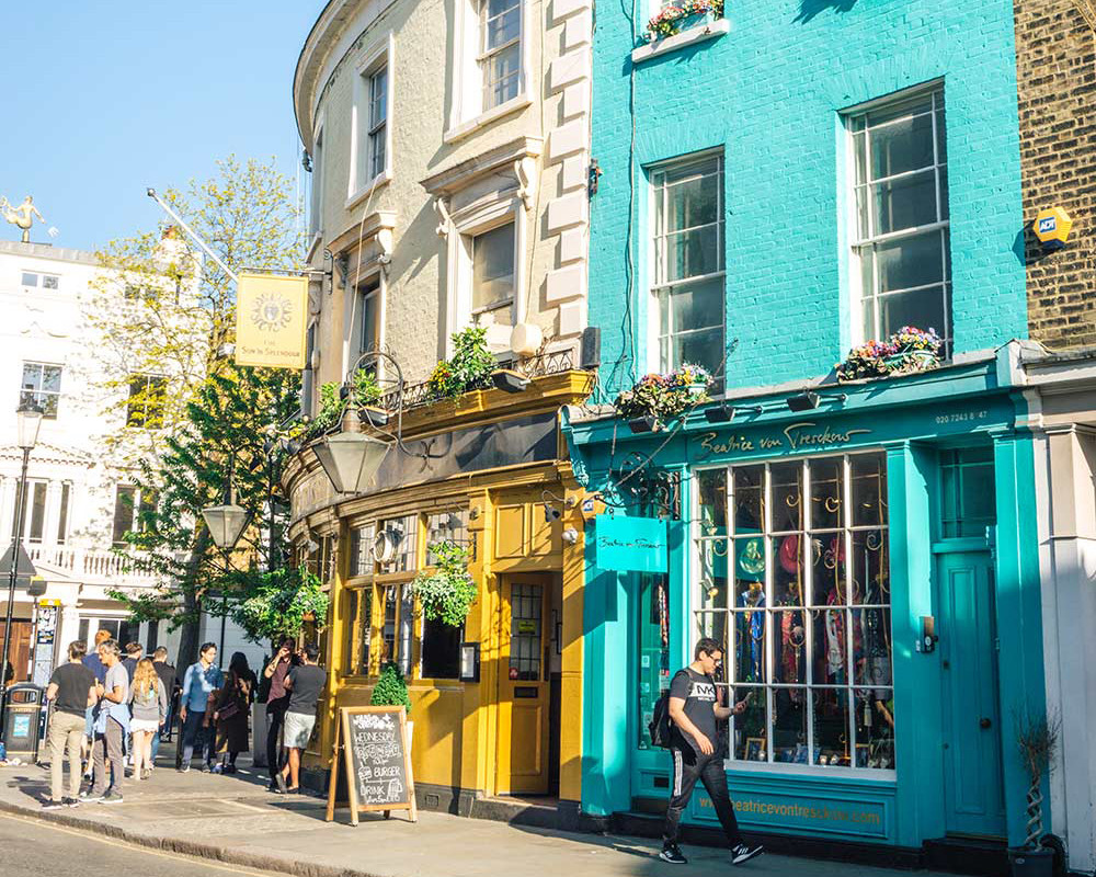 The Notting Hill and Kensington Gardens Walk with Cream Tea