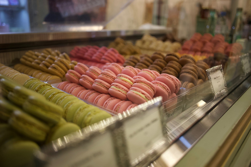 Crepes, Chocolates and Macarons in Montmartre