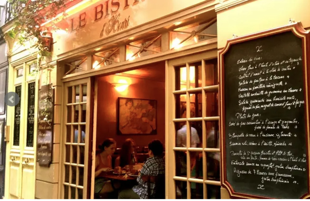 Best of Both Tour (right & left banks) - Food Trail in Paris