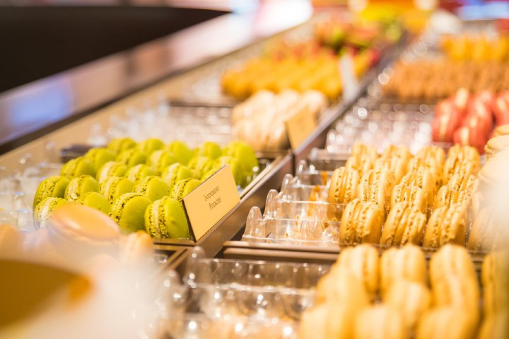 Private Chocolate , Pastries, & Macaron Walking Tour of Saint-Germain