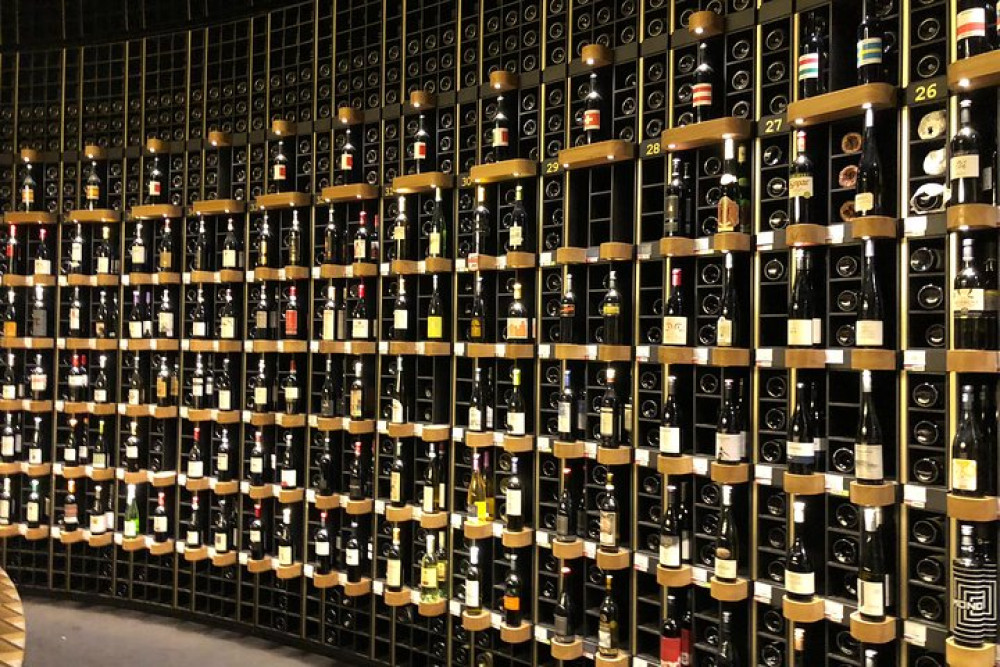 Wine, Sweet, and Savory Food Private Walking Tour in Bordeaux