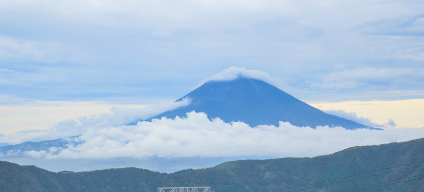 Small Group Hakone Day Trip with Ropeway,Lake Ashi Cruise, and Shrine Visit