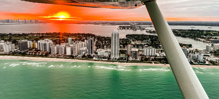 Miami Sunset Airplane Tour with Free Champagne