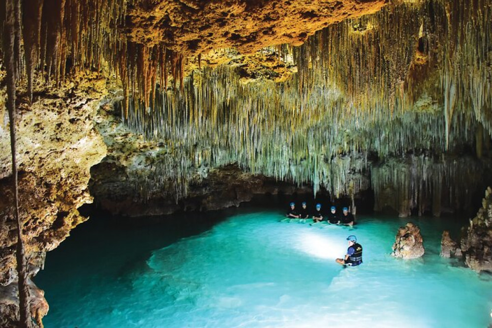 Explore the Mystical Río Secreto
