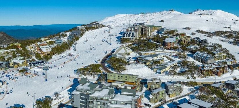 From Melbourne: Mt Buller Scenic Snow Getaway Day Tour