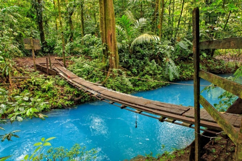 Celeste River Hike: Tenorio Volcano National Park