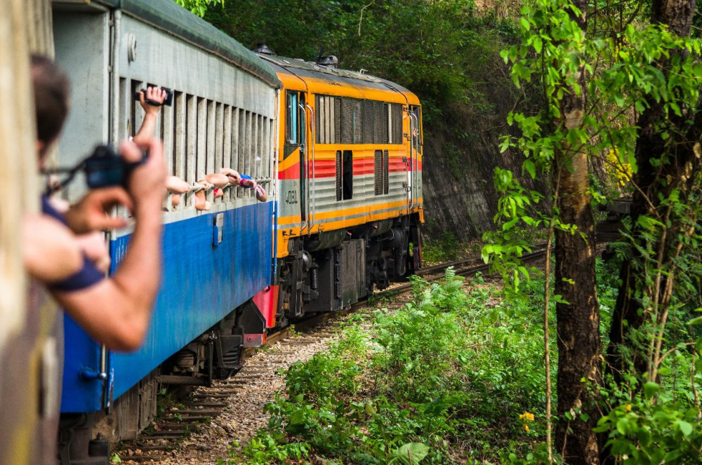 Kanchanaburi: Death Rail & Hellfire Pass + Lunch & Hotel Transfers in City