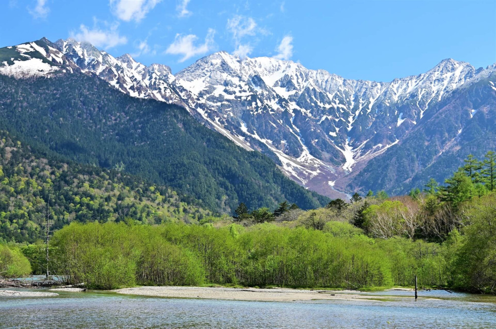 Private Day Tour to Kamikochi and Matsumoto Castle from Central Japan