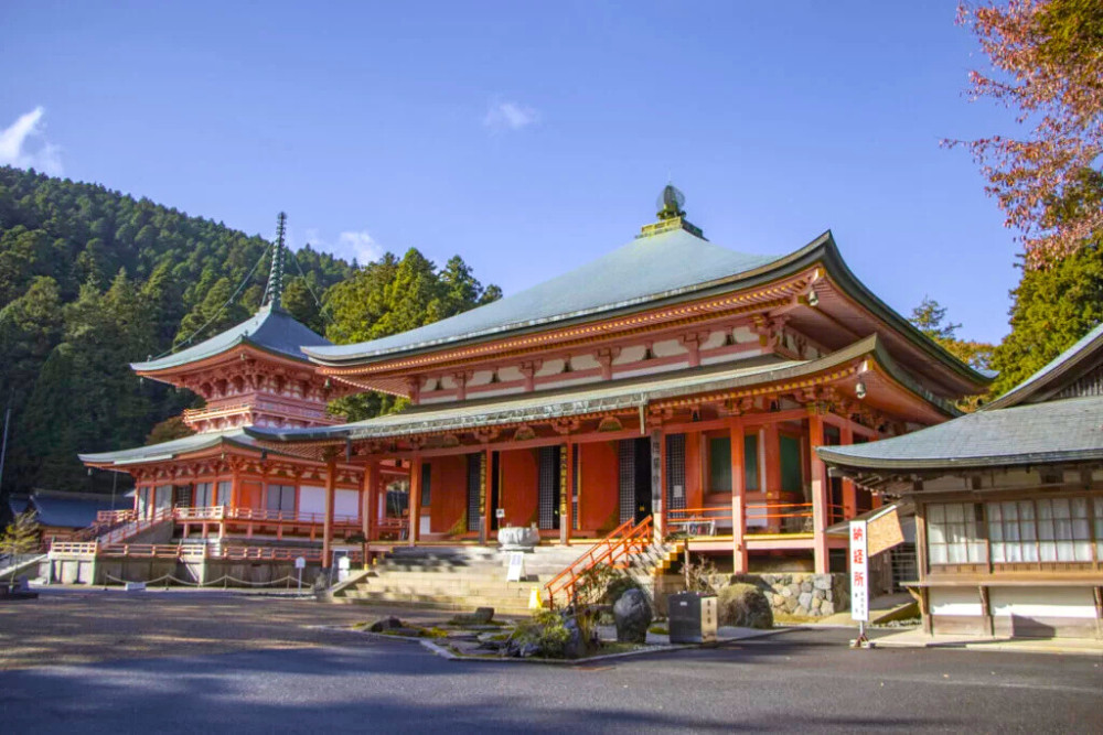 Kyoto Day Tour: Mt. Hiei, Enryakuji Temple, and Hiyoshi Taisha